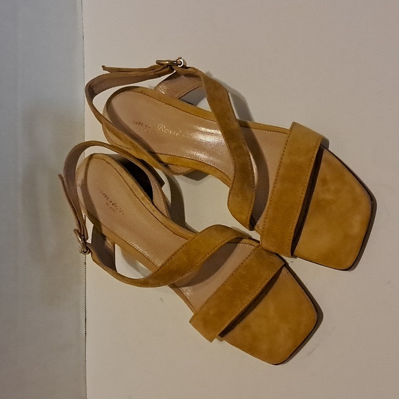 Gianvito Rossi Mustard Yellow Suede City Block Heel Sandals 40/9 NWOT - Picture 4 of 12
